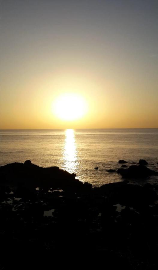 Blue Sea. Tony Frias. Las Eras. Arico - Tenerife. Arico el Nuevo Luaran gambar