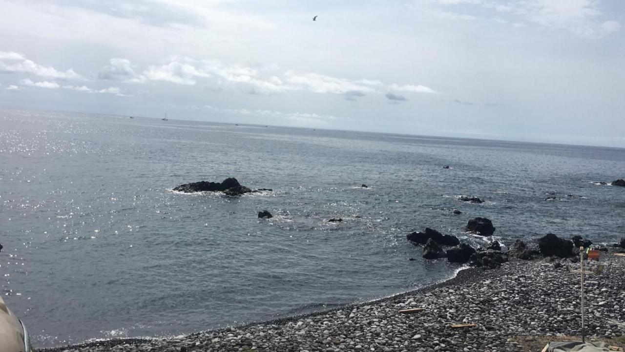 Blue Sea. Tony Frias. Las Eras. Arico - Tenerife. Arico el Nuevo Luaran gambar